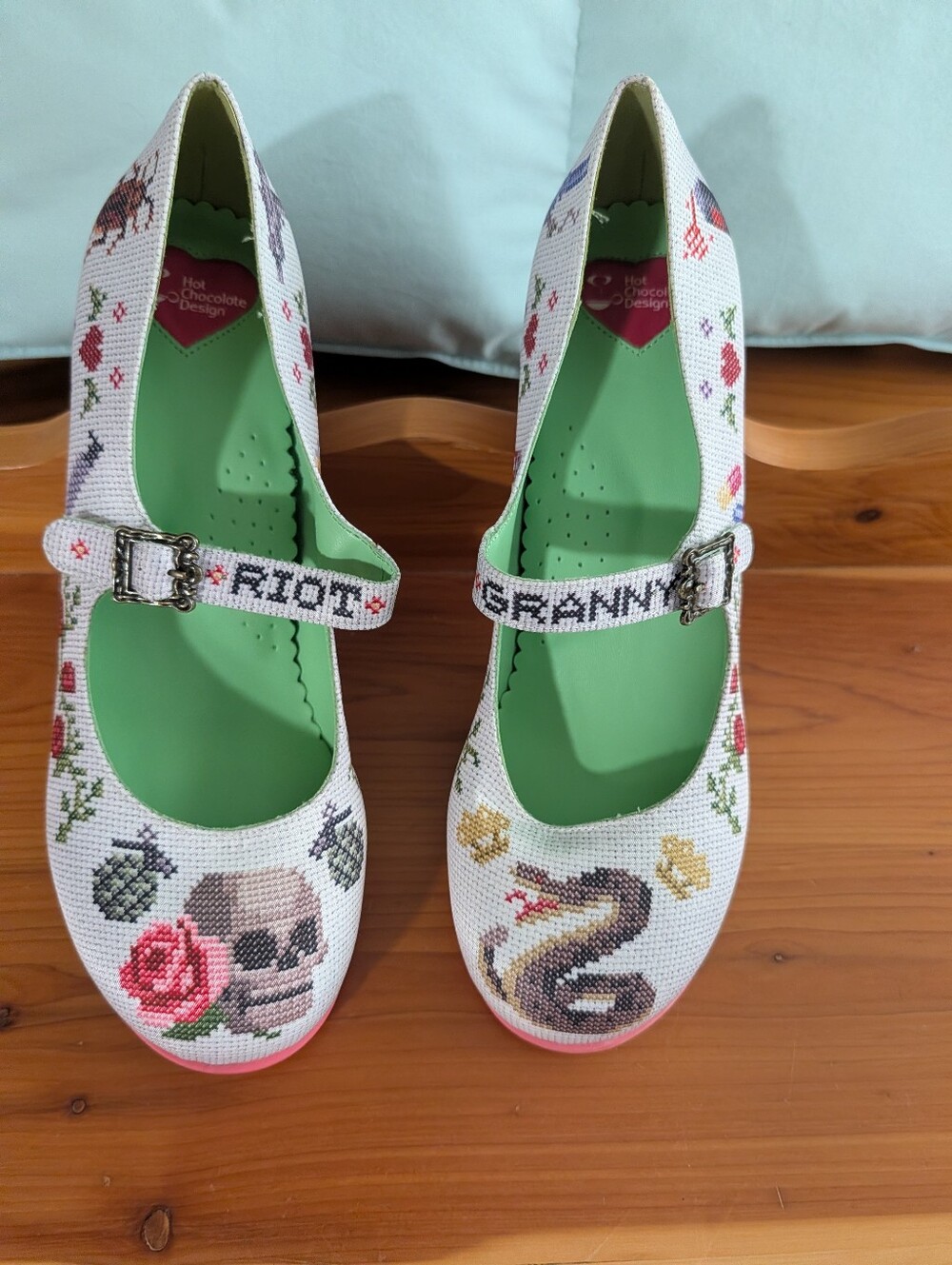 Hot Chocolate Design White Embroidered Mary Jane Heels